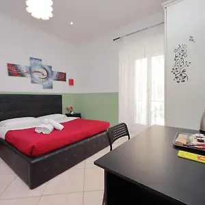 2* Гостевой дом Dandi Domus